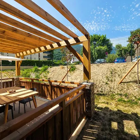 T3 Neuf Avec Terrasse A Saint-lary Centre Apartment
