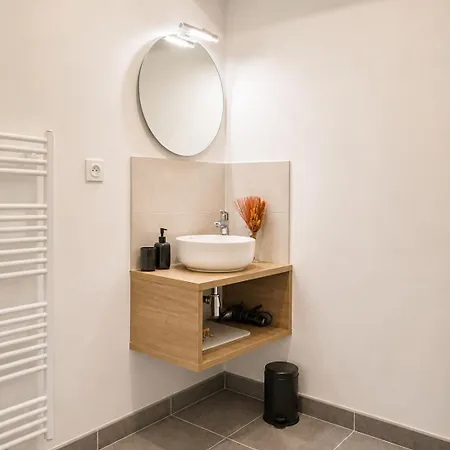 Apartment T3 Neuf Avec Terrasse A Saint-lary Centre *